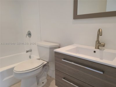 Aluguel de apartamento no Four Ambassadors 1207
