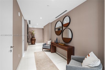 Aluguel de apartamento no Aston Martin Residences 2601E