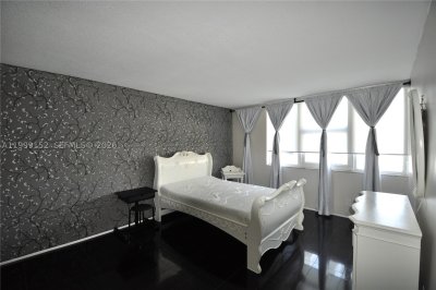 Aluguel de apartamento no Parker Plaza Estates 803