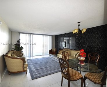 Aluguel de apartamento no Parker Plaza Estates 803