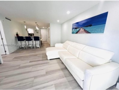 Aluguel de apartamento no The Collins Condo 806