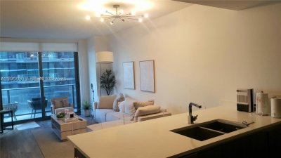 Aluguel de apartamento no SLS Lux Brickell 1008