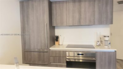 Aluguel de apartamento no SLS Lux Brickell 1008