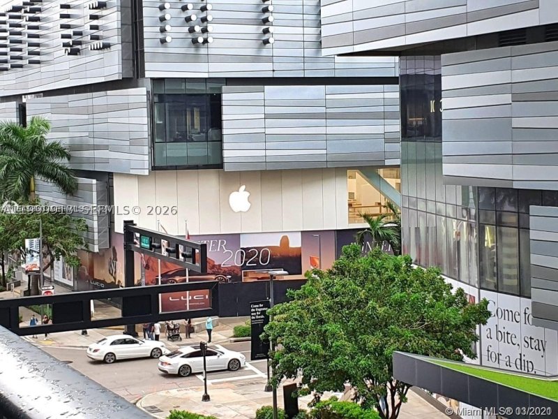 Apartment for rent at SLS Lux Brickell 1008