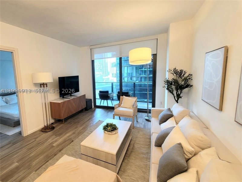 Apartment for rent at SLS Lux Brickell 1008