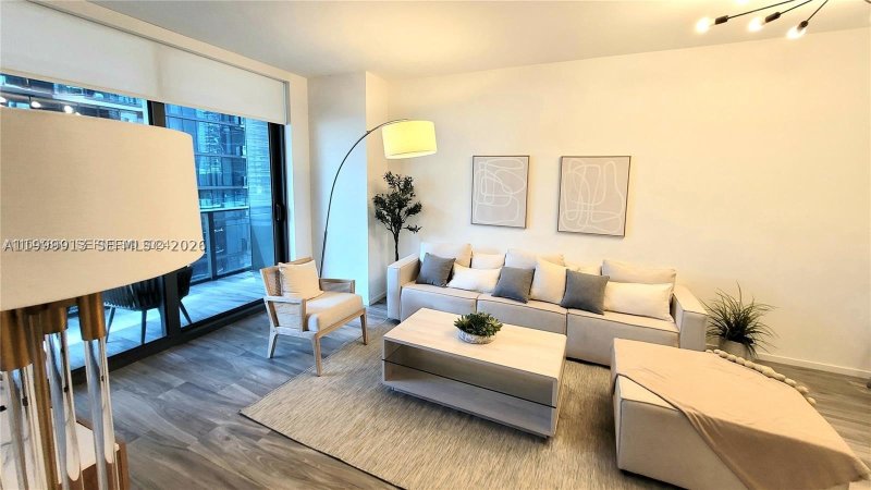 Apartment for rent at SLS Lux Brickell 1008