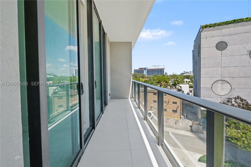 Comprar apartamento en Paraiso Bayviews 302