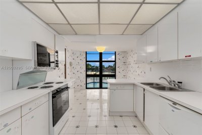 Comprar apartamento en Tower House 304