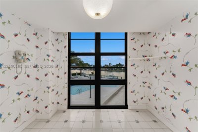 Comprar apartamento en Tower House 304