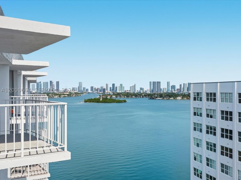 Bayview Terrace Apt #1506