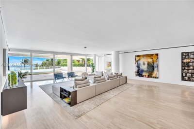 Comprar apartamento no The Surf Club Four Seasons Condo & Hotel S-201