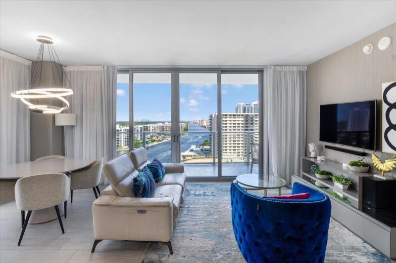 Condo for sale at Hyde Beach House R1102