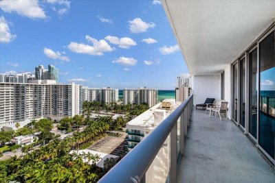 Comprar apartamento en Hyde Beach House R1102