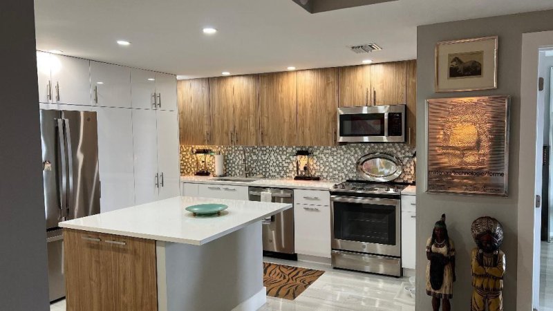 Condo for sale at Coral Ridge Towers North 1719