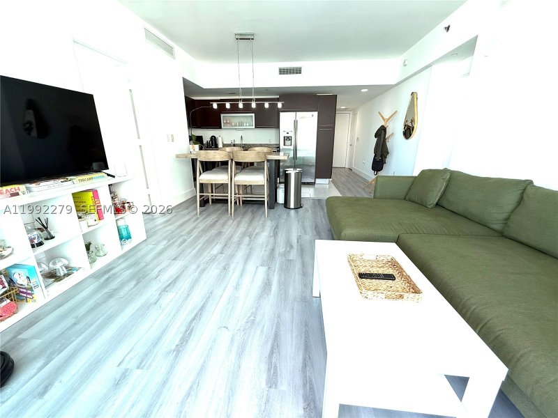 Comprar apartamento no The Plaza Tower I 2706