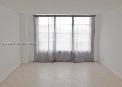 Comprar apartamento en Hallmark of Hollywood 305