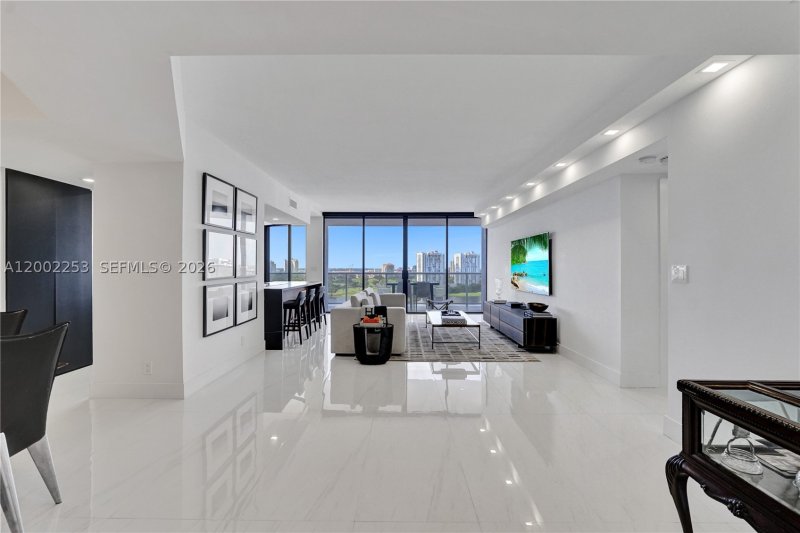 Apartment for rent at Hamptons West 1503