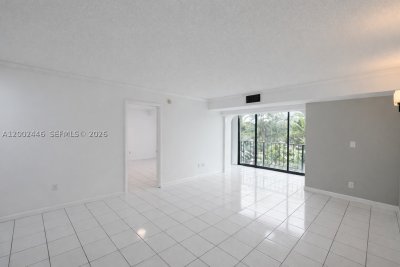 Comprar apartamento en Palms of Key Biscayne 3C