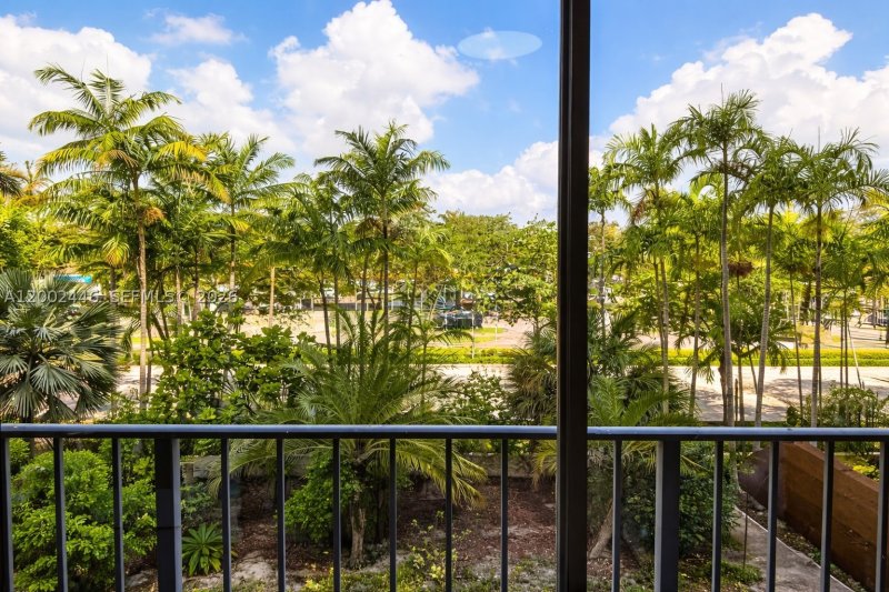 Condo for sale at Palms of Key Biscayne 3C