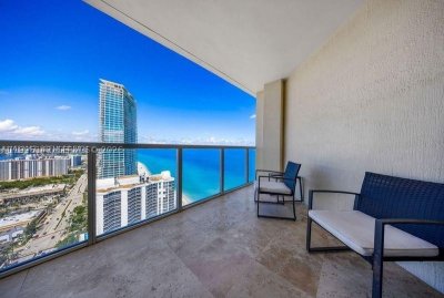 Comprar apartamento no La Perla 4006