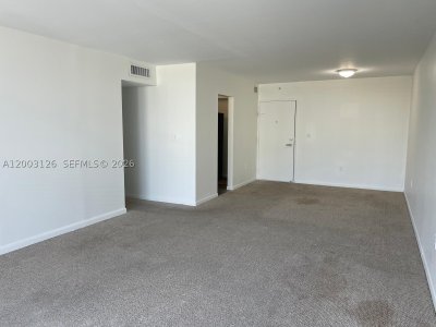 Comprar apartamento en Admirals Port Condos 509E