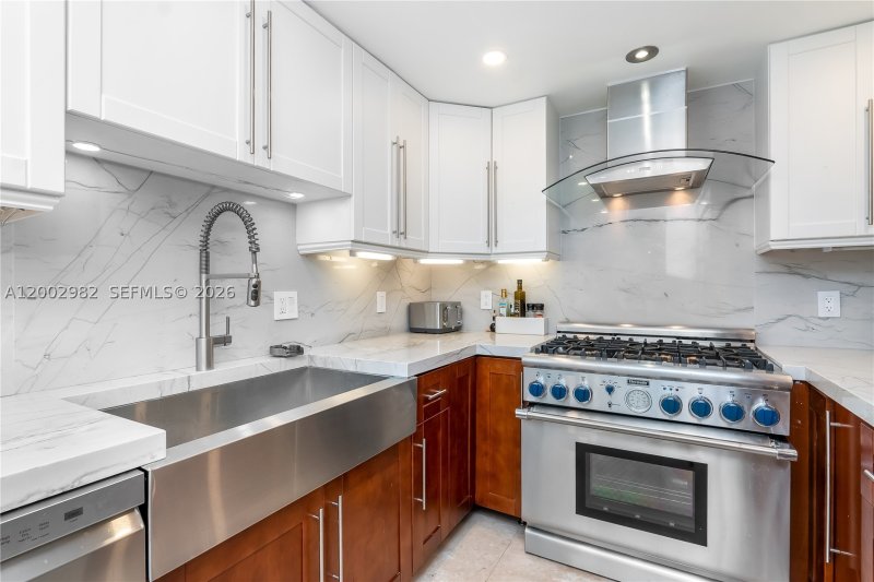 Apartment for rent at Parker Tower 606