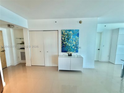 Comprar apartamento en Wind by Neo 1601