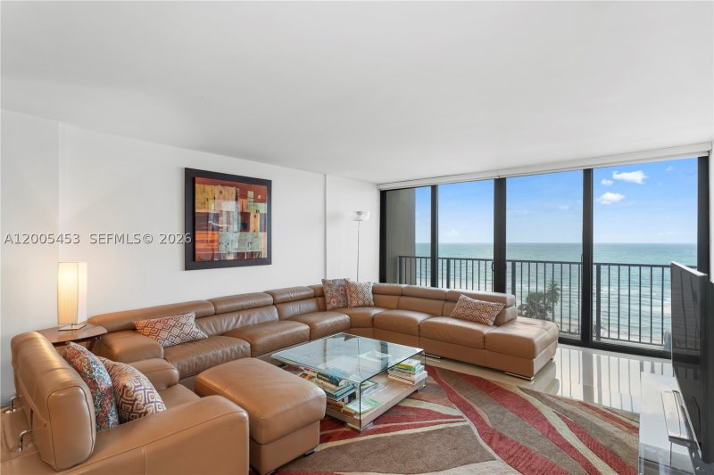 Condo for sale at Grenoble at Quadomain 1001