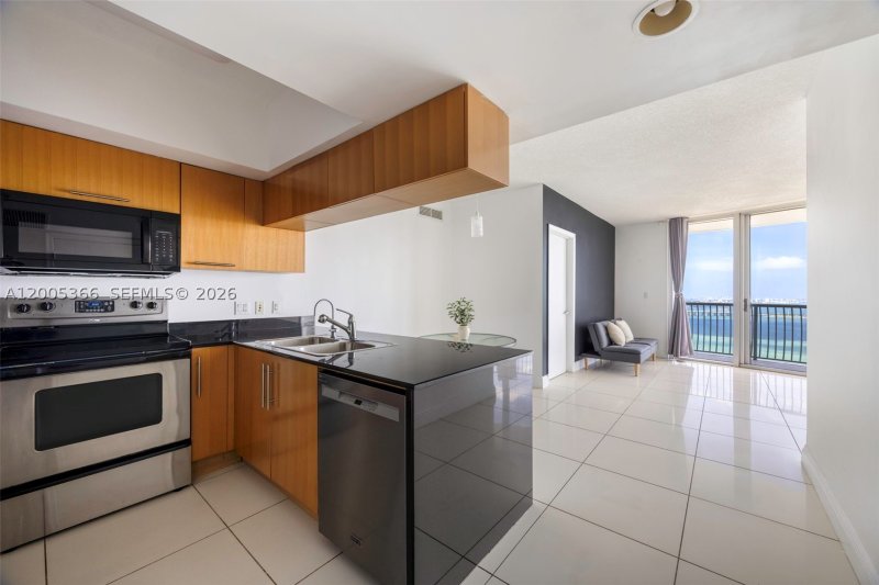 Condo for sale at Opera Tower 3801