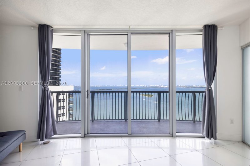 Condo for sale at Opera Tower 3801