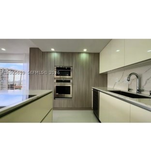 Aluguel de apartamento no Jockey Club 1815