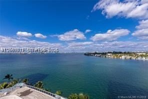 Aluguel de apartamento no The Bridgewater 1005