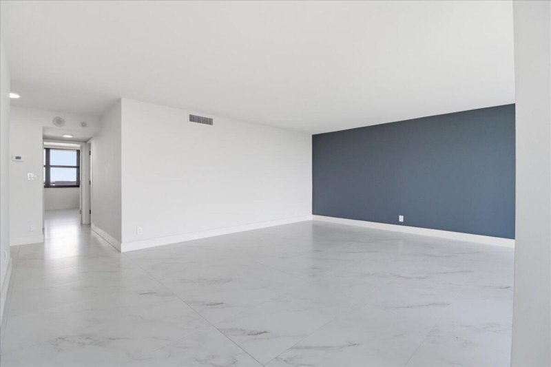 Apartment for rent at The Corinthian 21c