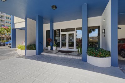Comprar apartamento en Trafalgar Towers 303
