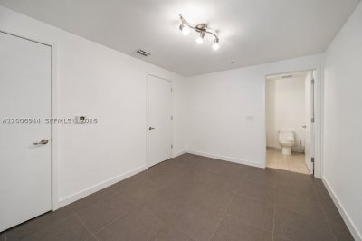 Alquiler de apartamento en Midtown Miami 4 M0308