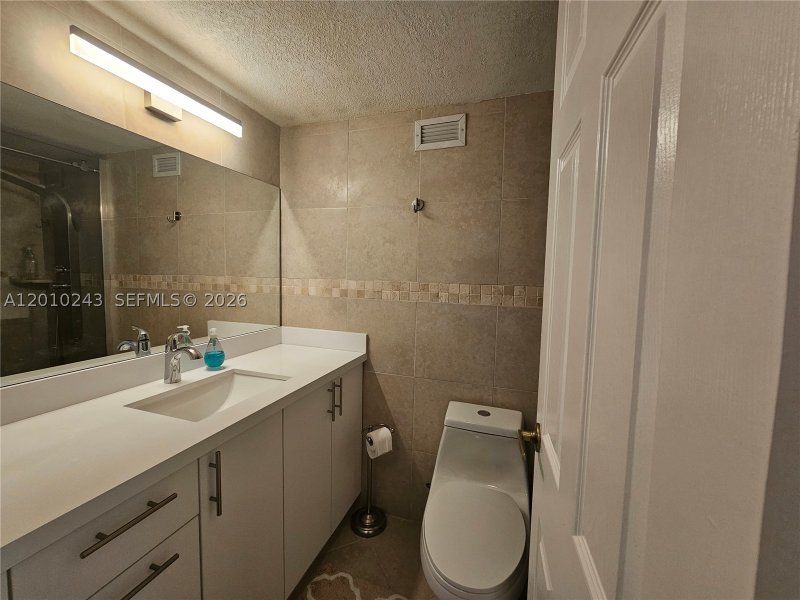 Apartment for rent at The Wave Condo 637