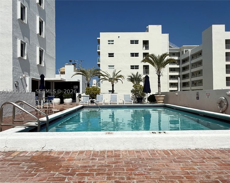 Condo for sale at Parc Plaza 7B