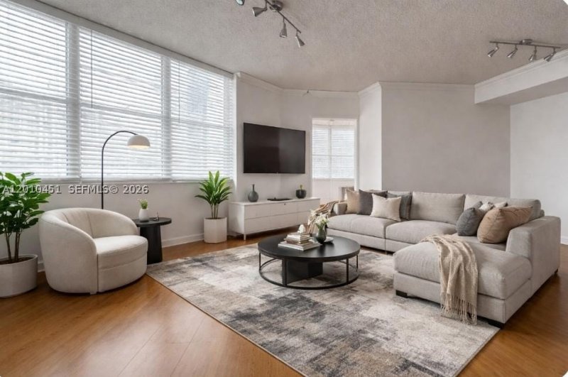Comprar apartamento no Four Ambassadors 805