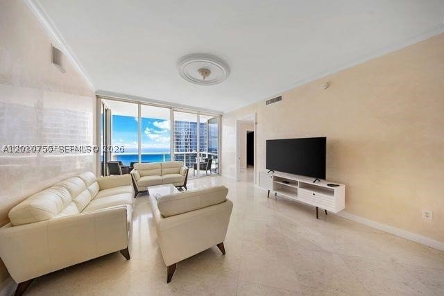 Alquiler de apartamento en Trump Palace 4702
