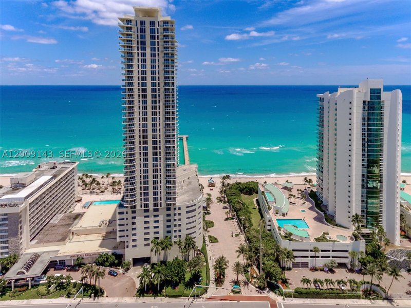 Comprar apartamento no La Perla 3802