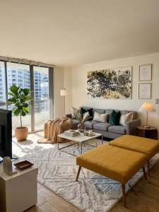 Comprar apartamento en Mystic Pointe 600 1102