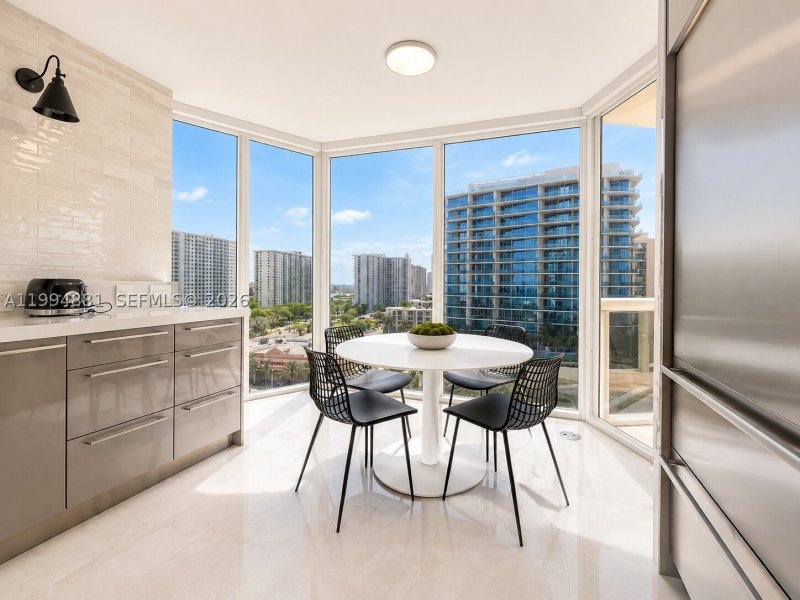 Apartment for rent at The Pinnacle 1001