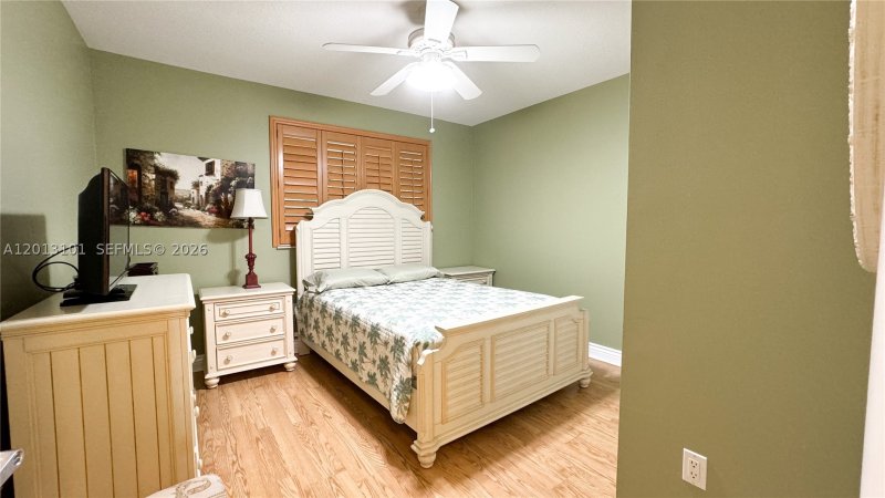 Alquiler de apartamento en Marina Bay Club 1106