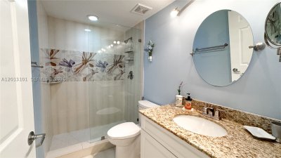 Alquiler de apartamento en Marina Bay Club 1106