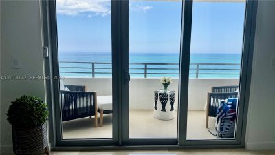 Aluguel de apartamento no Oceanside Plaza 14E
