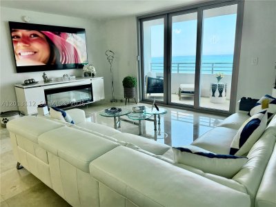 Aluguel de apartamento no Oceanside Plaza 14E