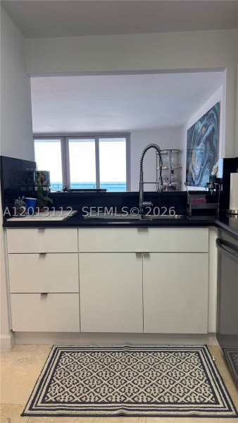 Apartment for rent at Oceanside Plaza 14E