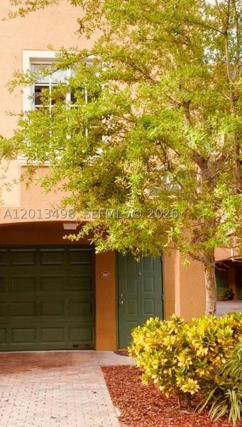 Property photo # 0