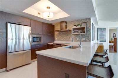 Comprar apartamento en St Tropez I II and III 1-1603
