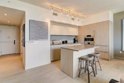 Comprar apartamento en Hyde Beach House R2106